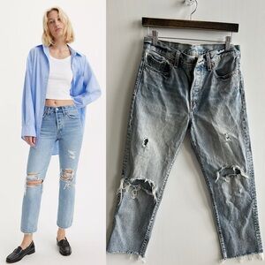 29 LEVI’S Wedgie Straight Fit Jeans